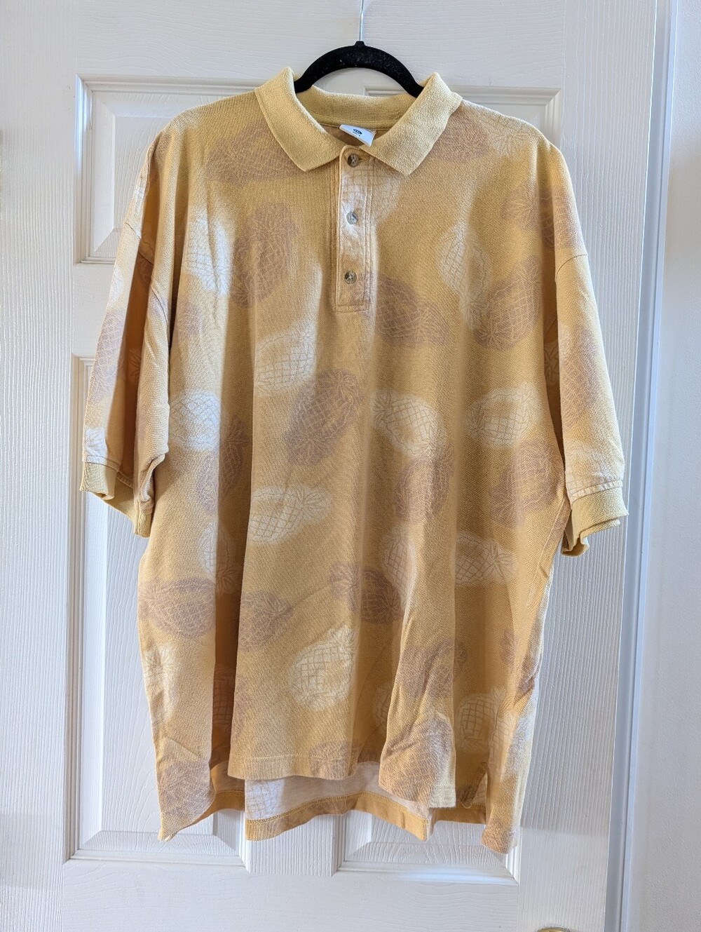 Men's Columbia Short-Sleeve Polo Shirt in Pale Yellow With Pineapples